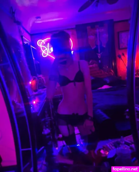 Moongirlevie OnlyFans Thumbnail #iKp5qjeEsB