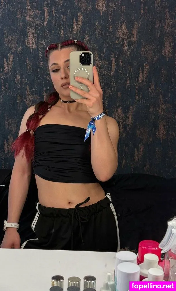 moonies._xoxo, mooniesxo Nude Leaked OnlyFans Photo #vknUS2Z48t