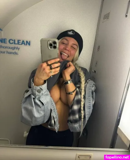 Moonintheclouds OnlyFans Thumbnail #Pw2NPpRqqB