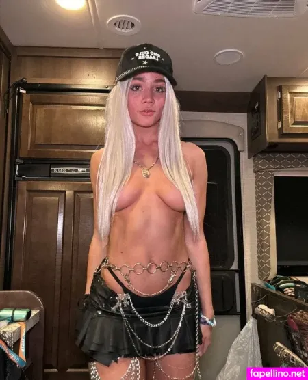 Moonintheclouds OnlyFans Thumbnail #VjT0BO5HTK