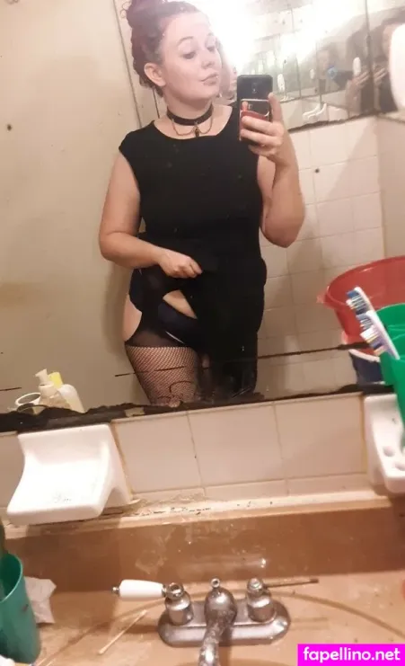 Moonkittenuwu OnlyFans Thumbnail #1yFemvcd6b