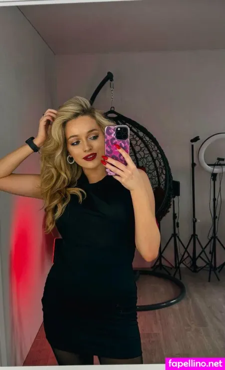Moonlitkitty OnlyFans Thumbnail #wZCwP8dYGL
