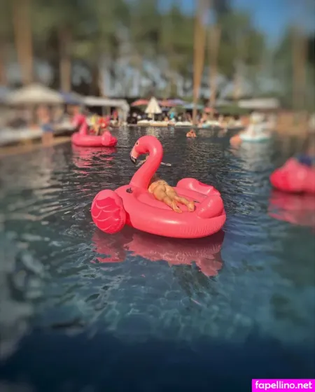 Moonlui OnlyFans Thumbnail #0YoFjJPl83