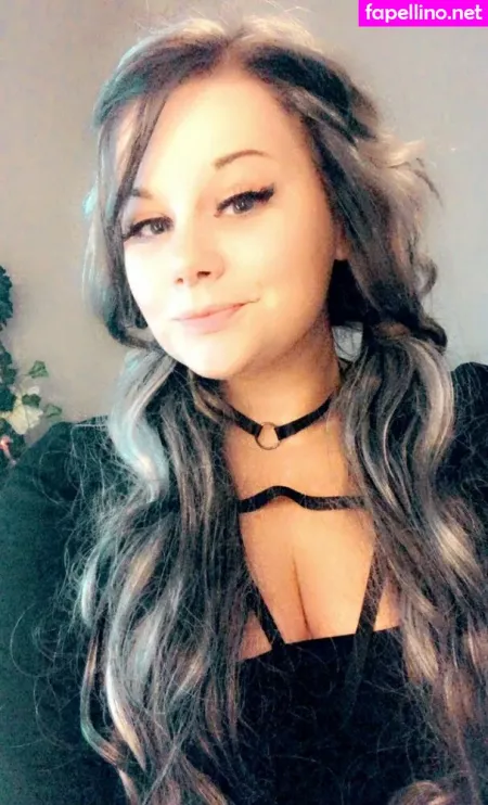 Moonmomma369 OnlyFans Thumbnail #8HNJ4AKt7T