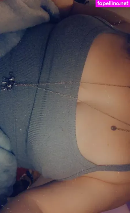 Moonmomma369 OnlyFans Thumbnail #cNYnr8j2hQ