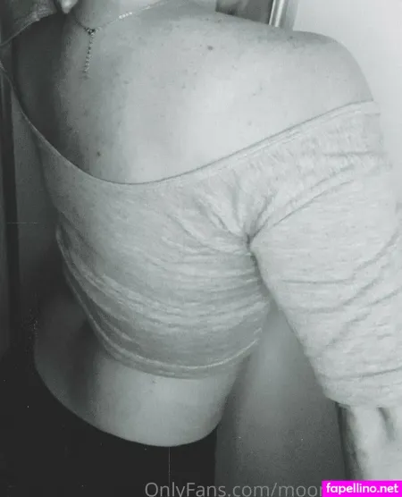 Moonroseflor OnlyFans Thumbnail #8JcOIf5gs2