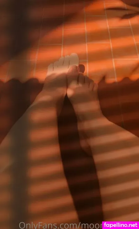 Moonroseflor Main Profile Photo