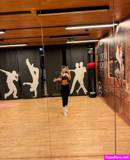 Moonwitchsabrina OnlyFans Thumbnail #2Omt66cs9K