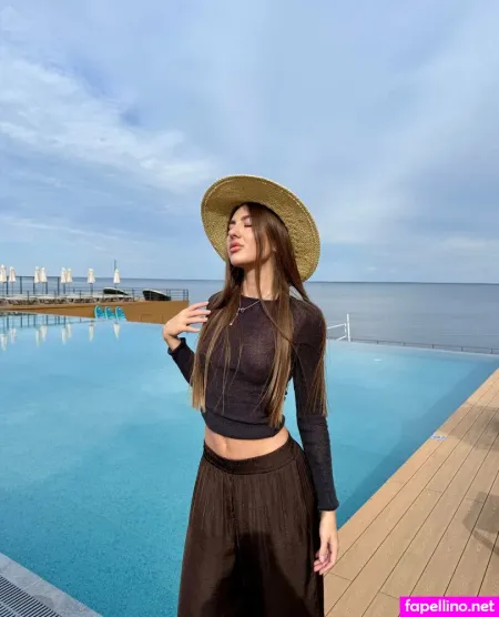 Moonwitchsabrina OnlyFans Thumbnail #do7kc6ADuy