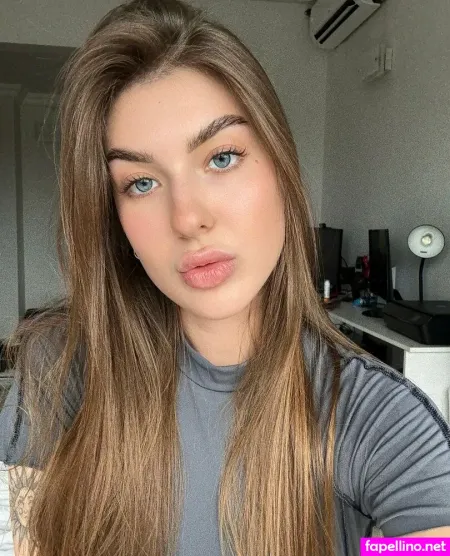 Moonwitchsabrina OnlyFans Thumbnail #nMP7AcIm2O