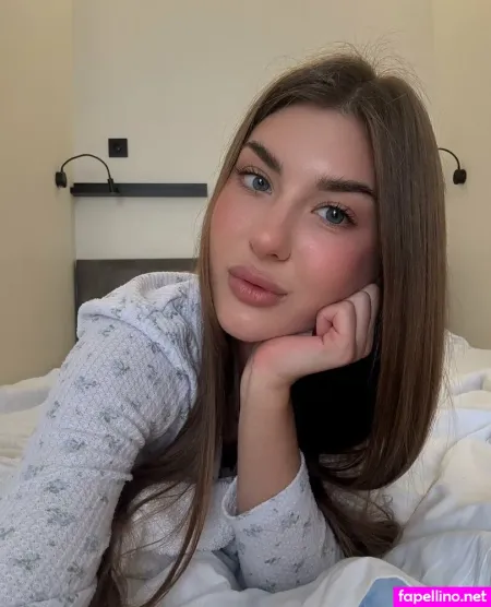 Moonwitchsabrina OnlyFans Thumbnail #pSqI5vZJsG