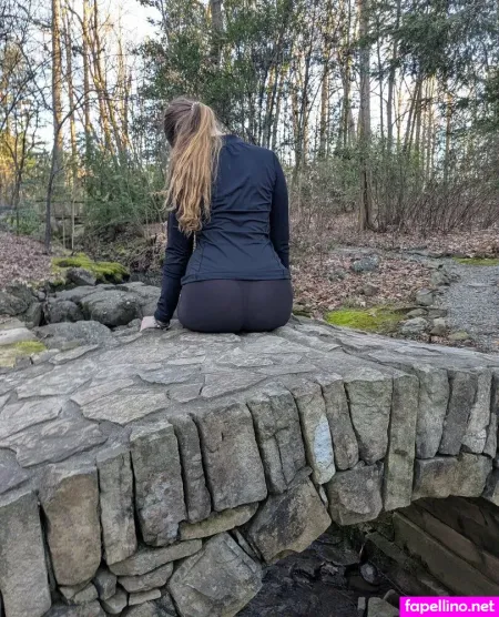 Moonxxbby OnlyFans Thumbnail #CzQfPZL43F