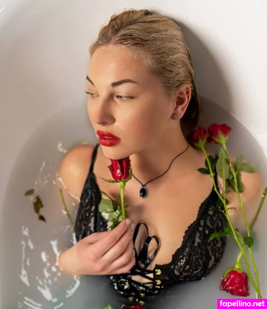 mirandamore, mooon_vibes Nude Leaked OnlyFans Photo #H9pyqgevB9