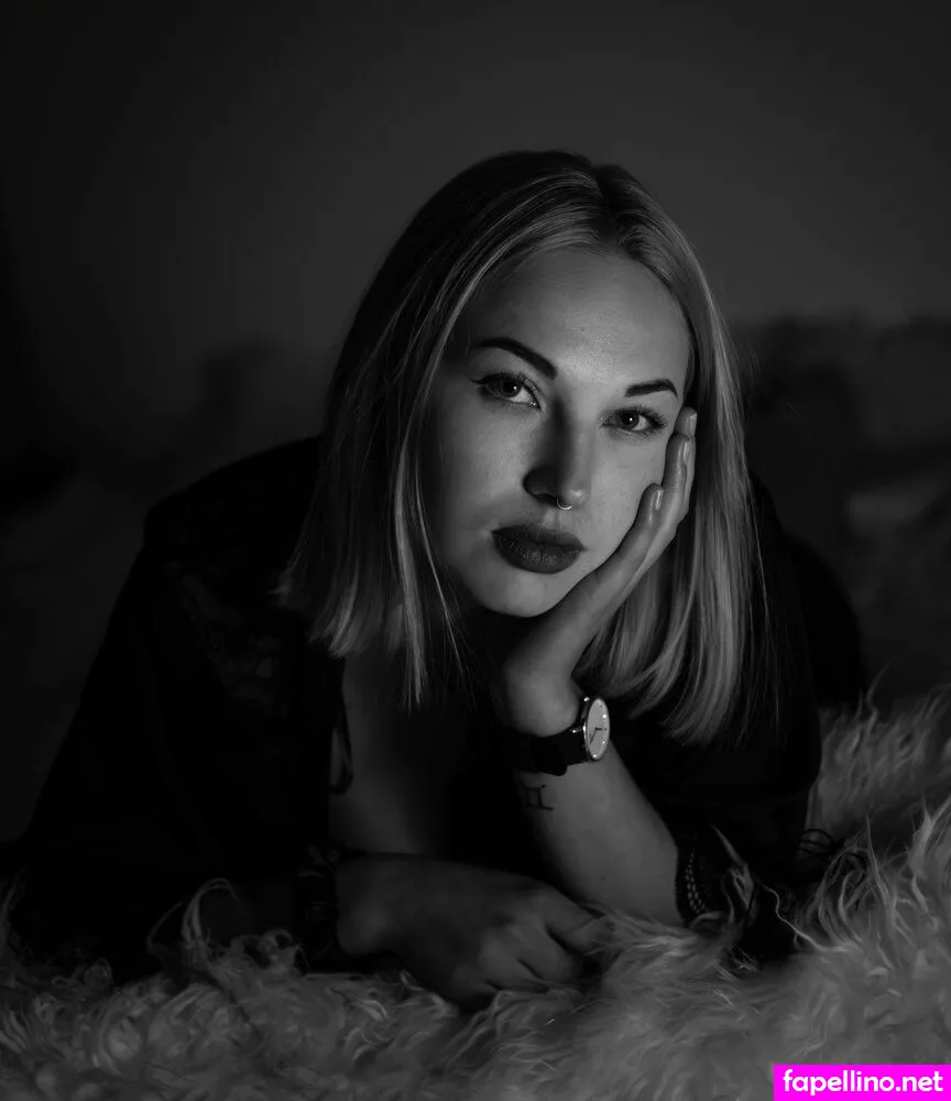 mirandamore, mooon_vibes Nude Leaked OnlyFans Photo #dB0dHEiTpn