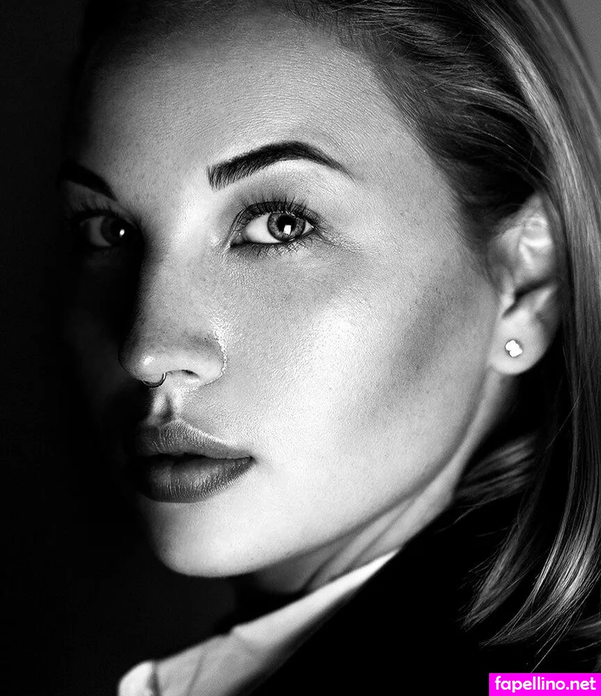 mirandamore, mooon_vibes Nude Leaked OnlyFans Photo #vq7gIL4PLD