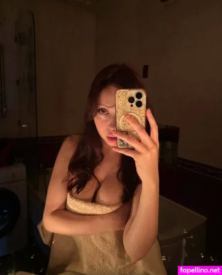 Moorelliee OnlyFans Thumbnail #3BlT9oMryb