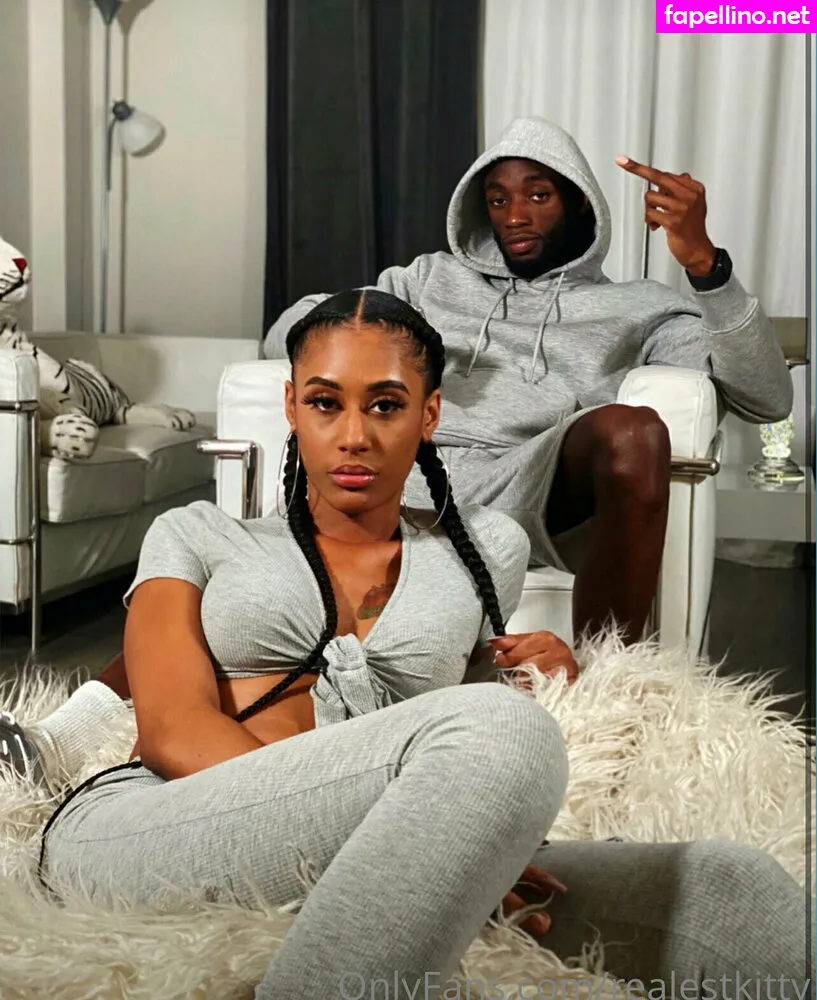 moorexxxclusive Nude Leaked OnlyFans Photo #4KOF2LUsL4