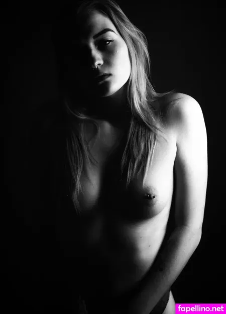 Mopsiie OnlyFans Thumbnail #99zlJo2f5O