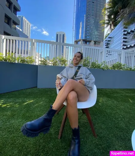 More Escudero OnlyFans Thumbnail #3SEz5Ju9CG