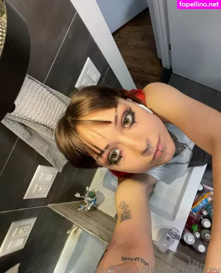 More00grey 3 OnlyFans Thumbnail #9a5BHJtmgT