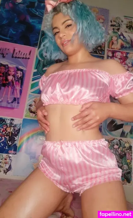 Moregelly OnlyFans Thumbnail #r0qC1VByCq