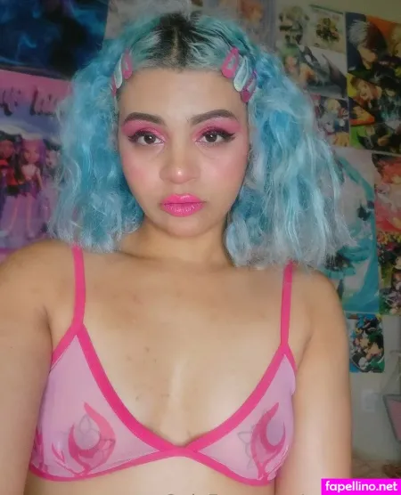 Moregelly OnlyFans Thumbnail #t88Lk1vKsq