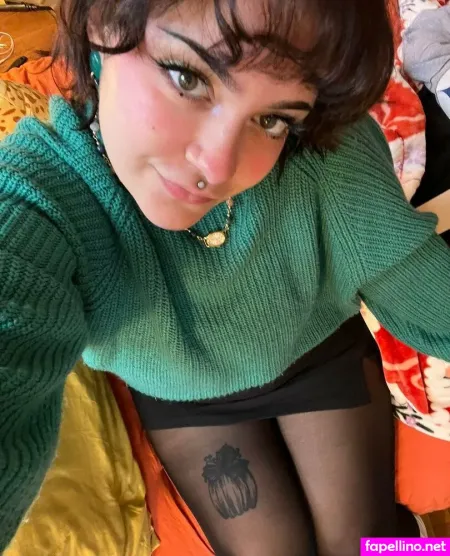 Morekissing OnlyFans Thumbnail #btwDcWYcdK