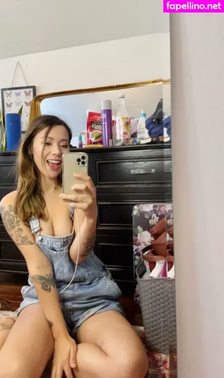 Morelaceyisanerd OnlyFans Thumbnail #EvGBYYF9Xl
