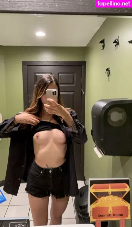 Morelaceyisanerd OnlyFans Thumbnail #QI9xWbb4eW