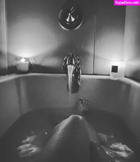 Moremoiraxoxo OnlyFans Thumbnail #T0iKtpQWDY
