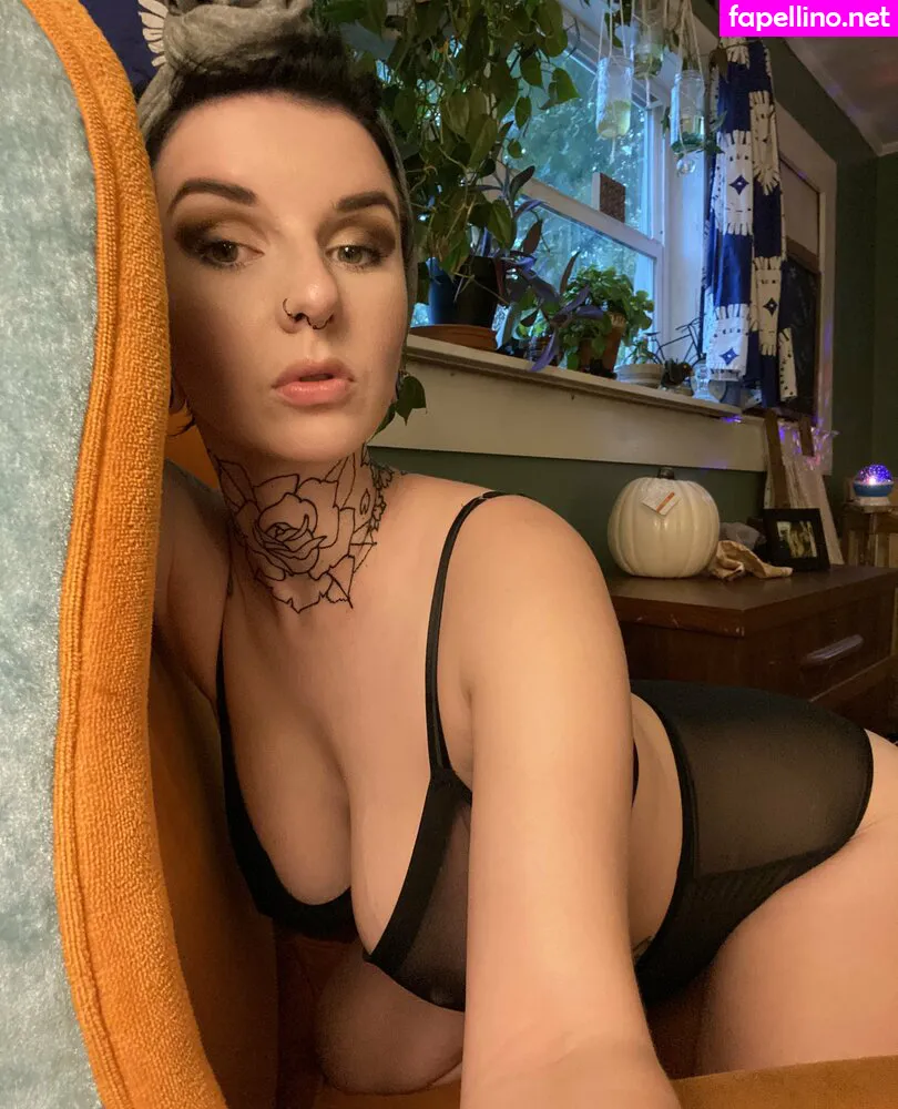 moiraadoraxoxo, moremoiraxoxo Nude Leaked OnlyFans Photo #kp1ETrXJ8D