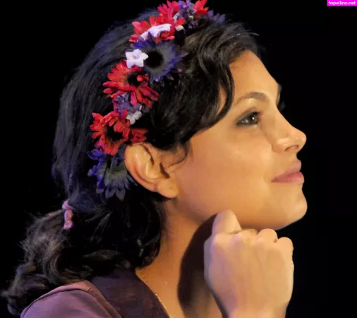 Morena Baccarin OnlyFans Thumbnail #566PhlYWvf