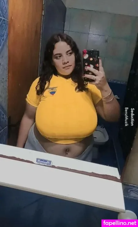 Morena Diaz OnlyFans Thumbnail #aGhhZzU5r4