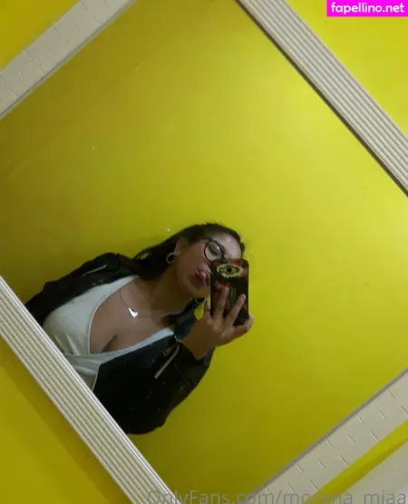 Morena Miaa OnlyFans Thumbnail #06Hvra75xy
