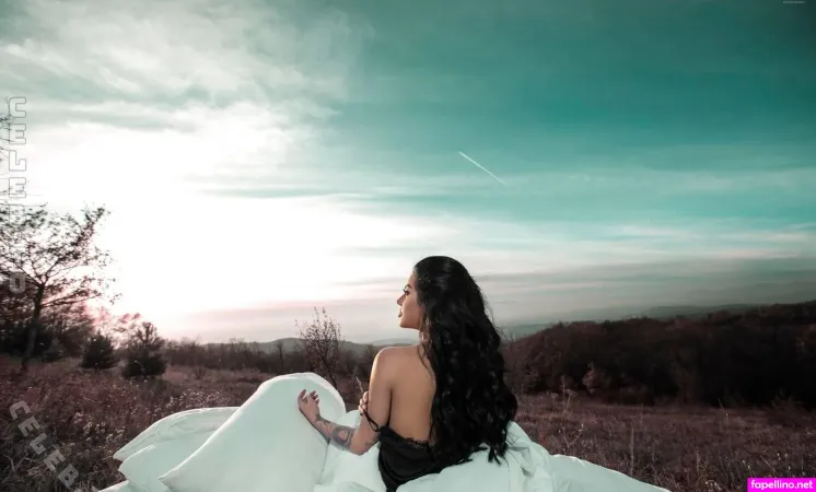 Morena Taraku OnlyFans Thumbnail #vcoNf5jkvd