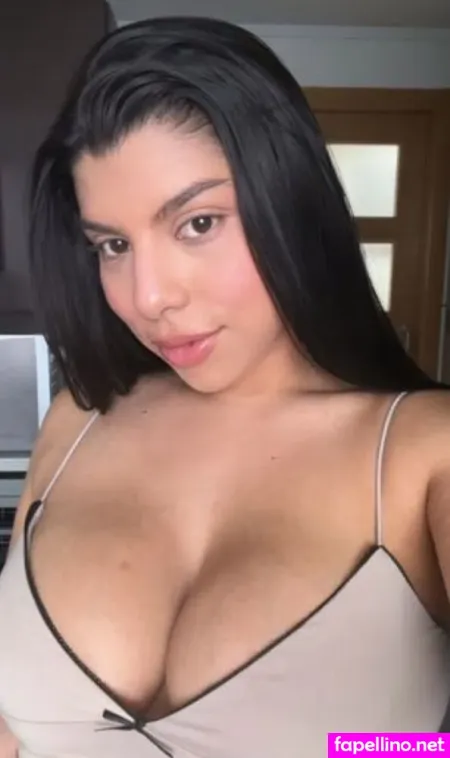 Morena2007 OnlyFans Thumbnail #xA2VmLzmAt