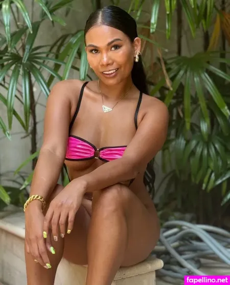 Morenamitchvip OnlyFans Thumbnail #lOvaflK1Xy