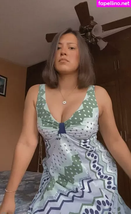 Morenazadefuego OnlyFans Thumbnail #yiW4tn5ojK