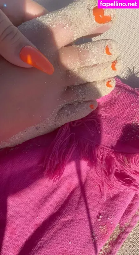 Moreofscarlet OnlyFans Thumbnail #LOqNXOhnCg