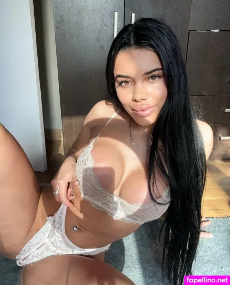 Moreofsofia OnlyFans Thumbnail #U6SXMUeepu