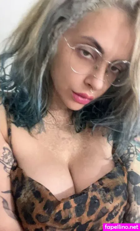 Morethantwinsies OnlyFans Thumbnail #3VxbEeeMYV