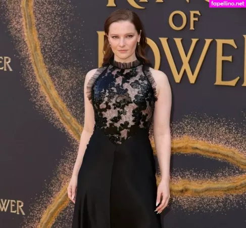 Morfydd Clark OnlyFans Thumbnail #ELEGOCECWu