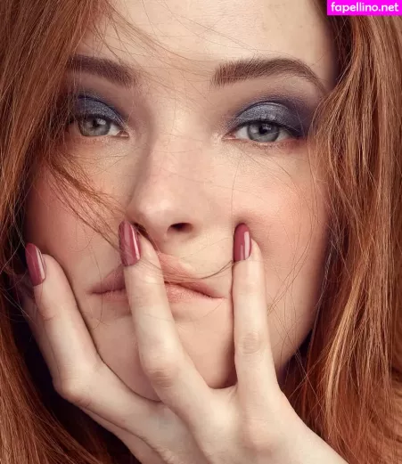 Morfydd Clark OnlyFans Thumbnail #oIogn4uedY