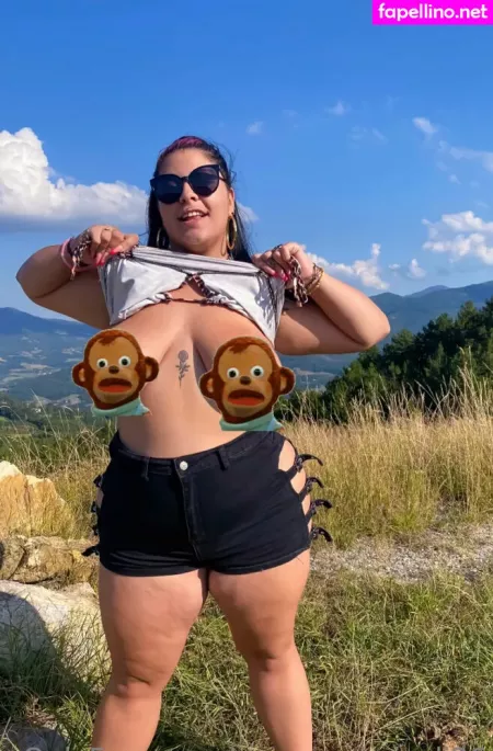 Morganamiceli26 OnlyFans Thumbnail #H6aEeM21JX