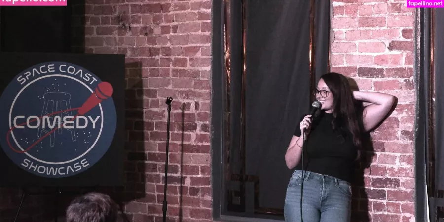 Morgangallocomedy OnlyFans Thumbnail #3iJaHmi6sT