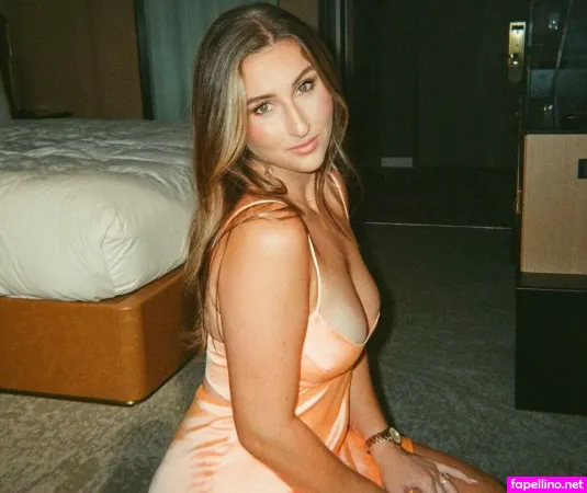 Morganoliviaweaver OnlyFans Thumbnail #kRKeQBo2AM