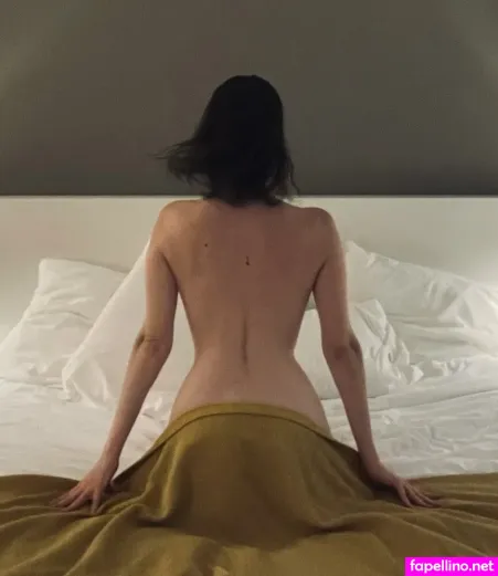 Moria Akons OnlyFans Thumbnail #1QAe8bkwSm