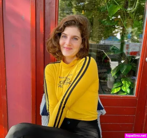 Moria Akons Main Profile Photo