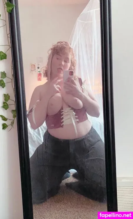 Mossmommy OnlyFans Thumbnail #HV0jCqd3Xn