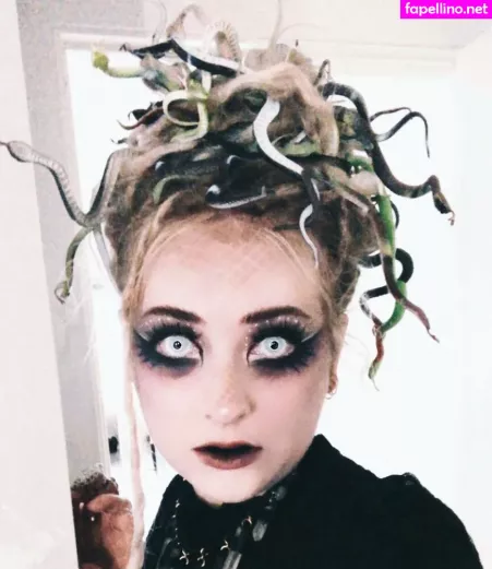 Mother Macabre OnlyFans Thumbnail #yO92ioNK1U